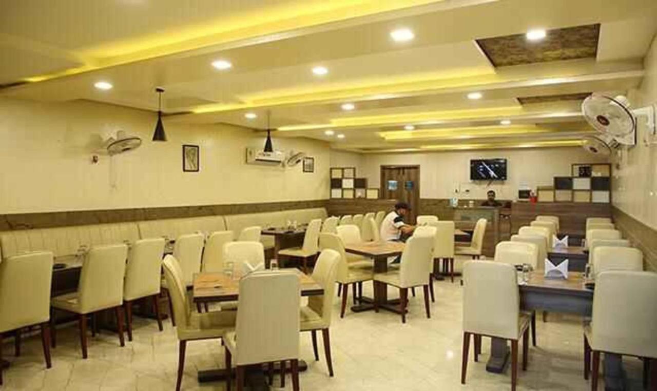 Fabhotel Corbett Inn Rudrapur Extérieur photo